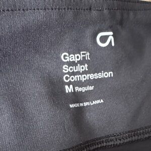GAP Black Sculpt Compression Leggings